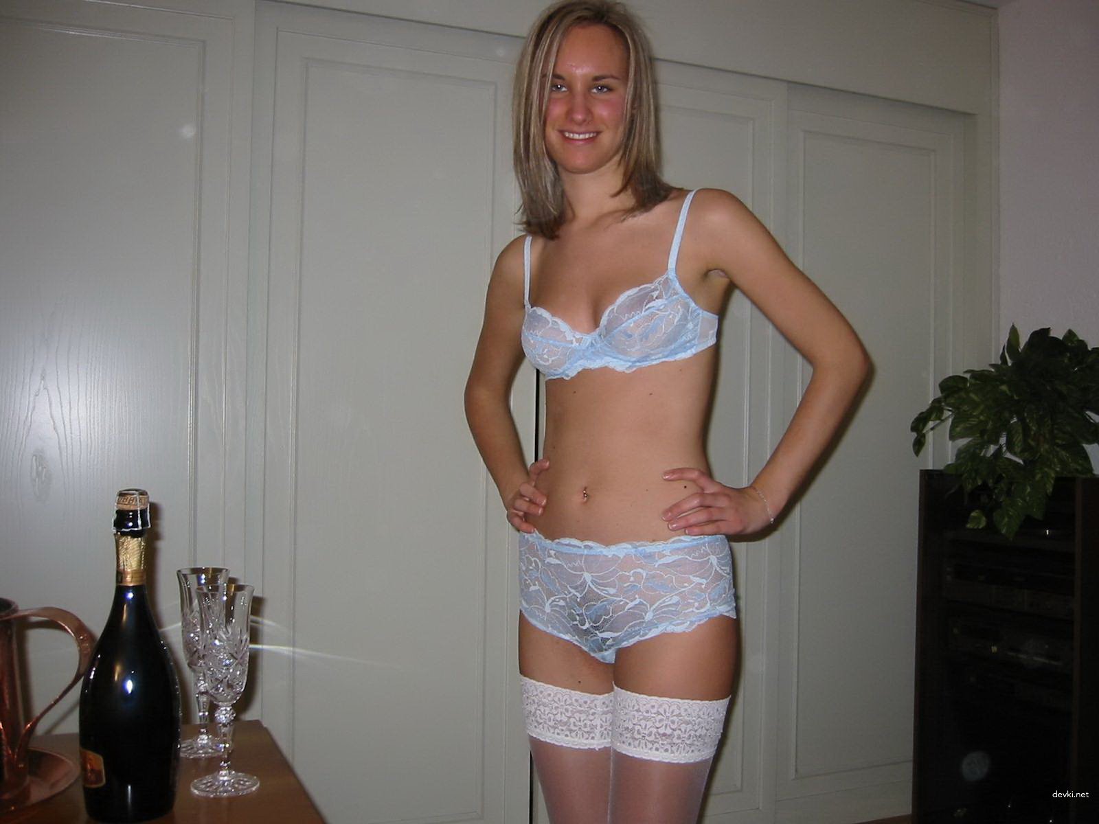 Best Friend's Girl Amateur Porn Pics - Explicit Girlfriend Porn Photos