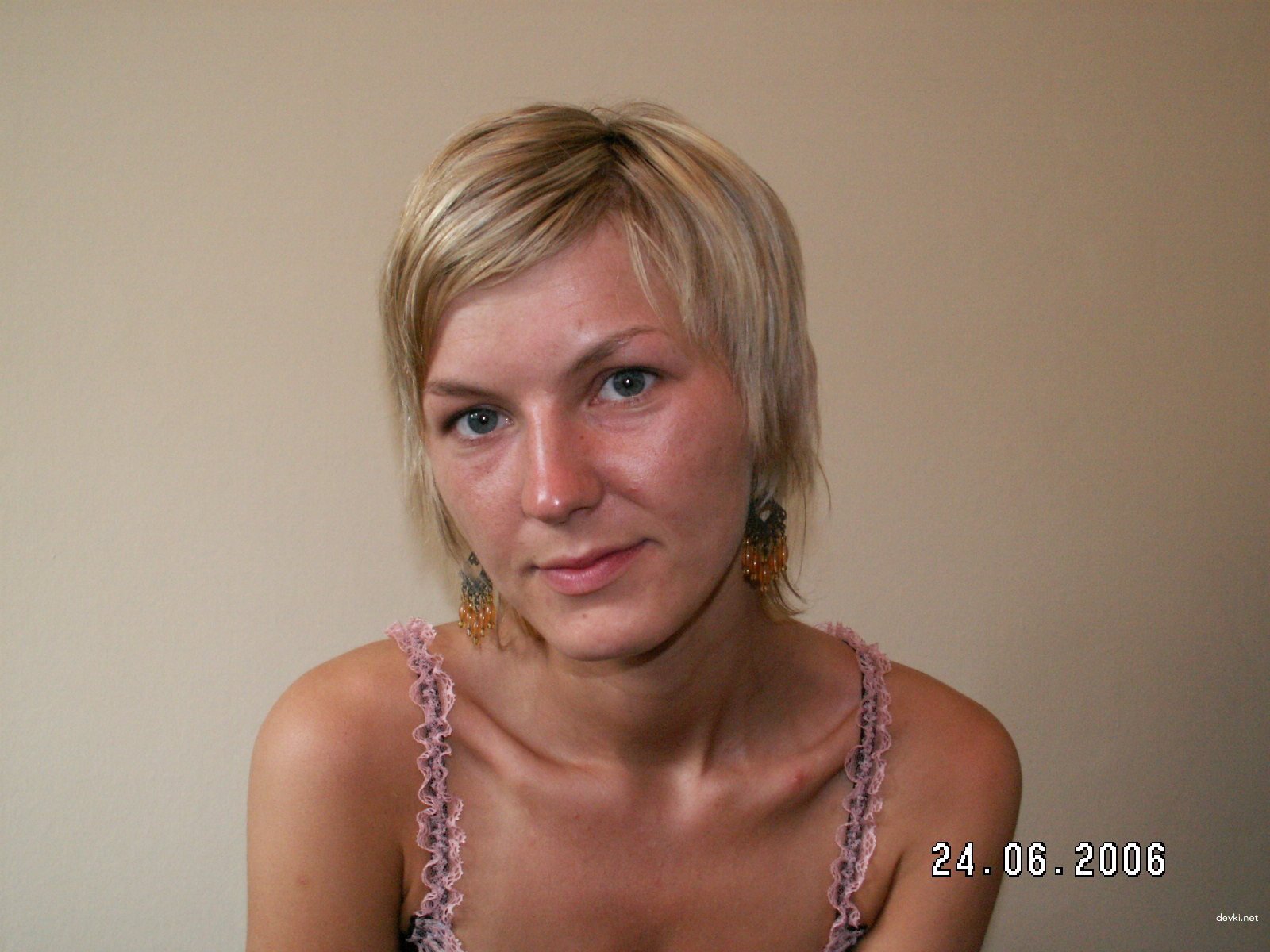 Hot Blonde Bounces on Cock: Amateur Porn Pic