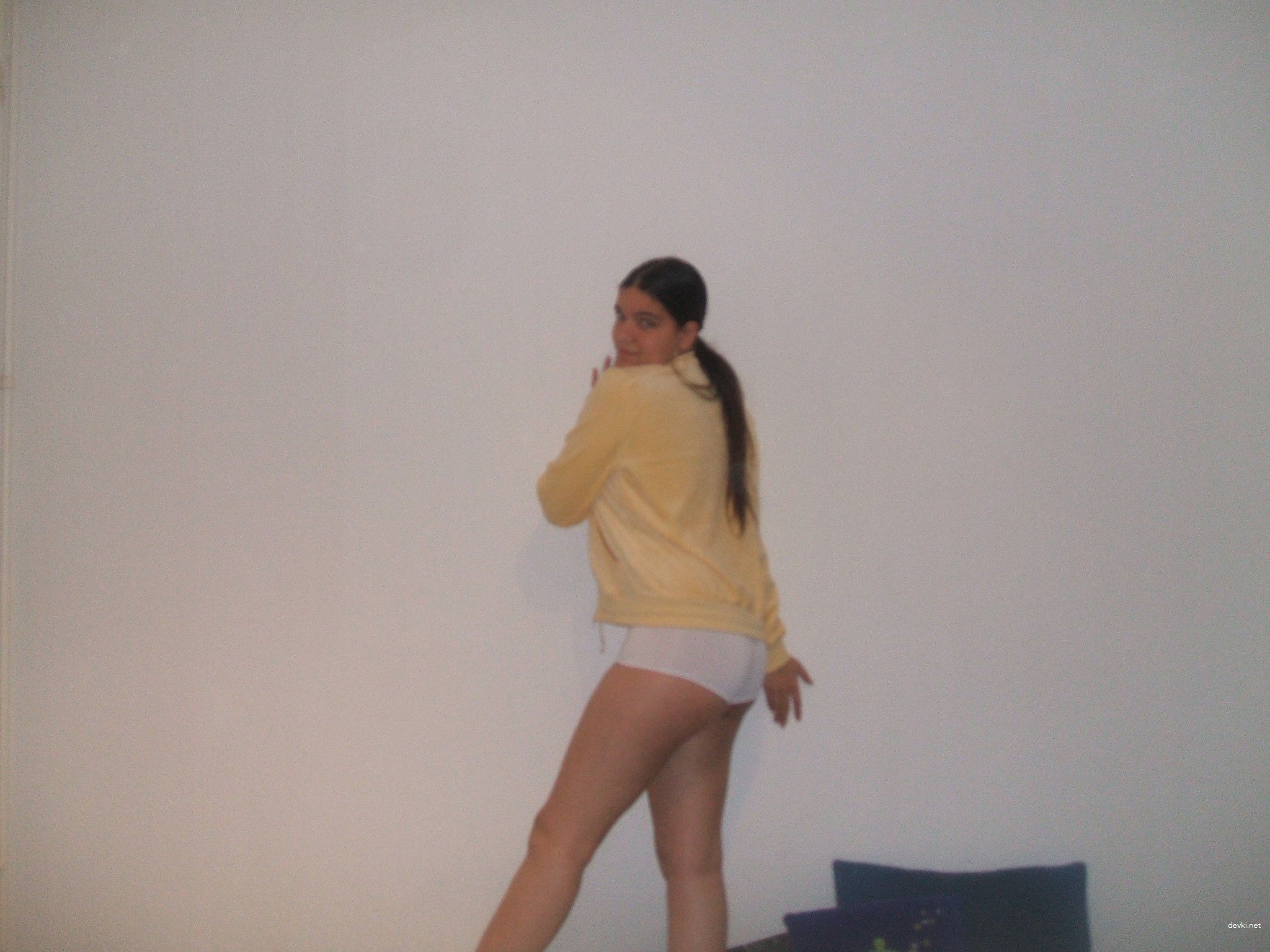 Naughty Girl Masturbates Pussy: Explicit Amateur Porn Photo