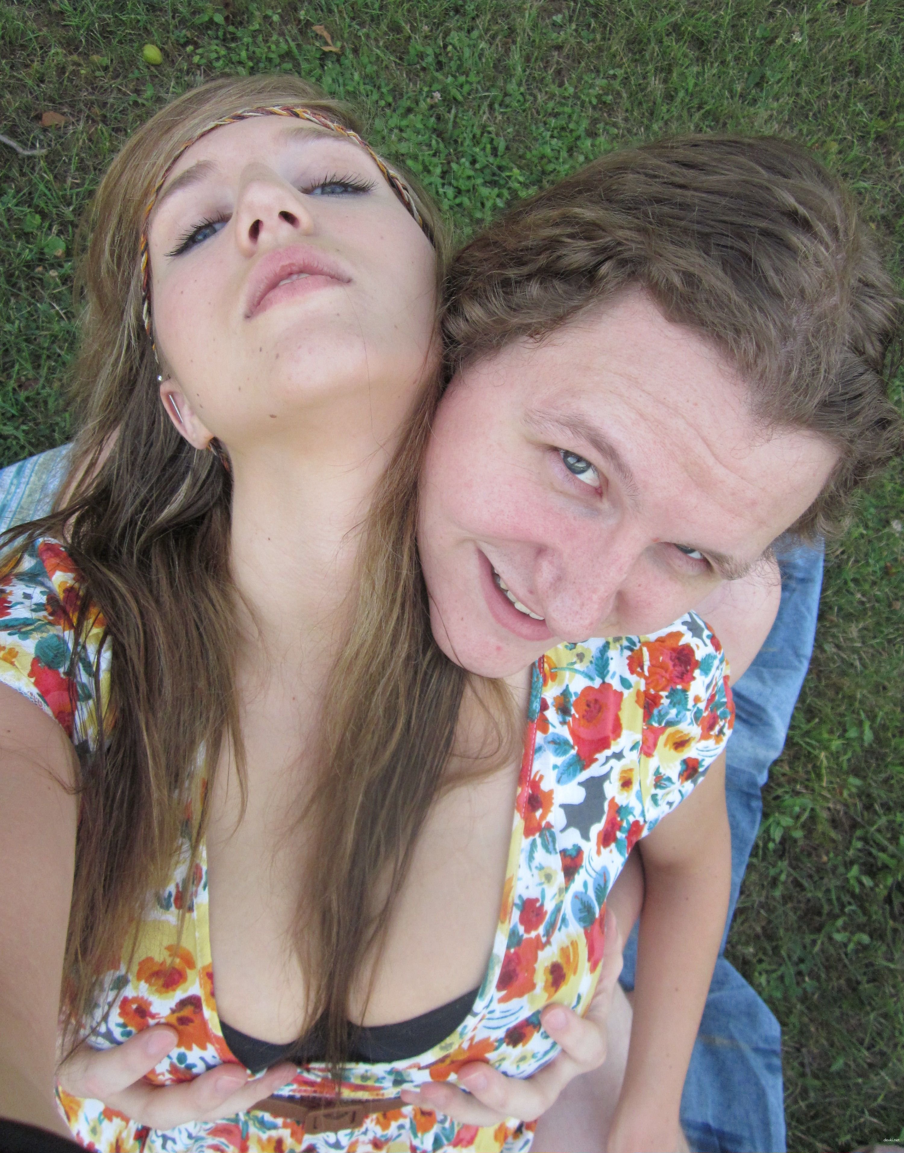 Amateur Pussy Exposed: Explicit Porn Photos