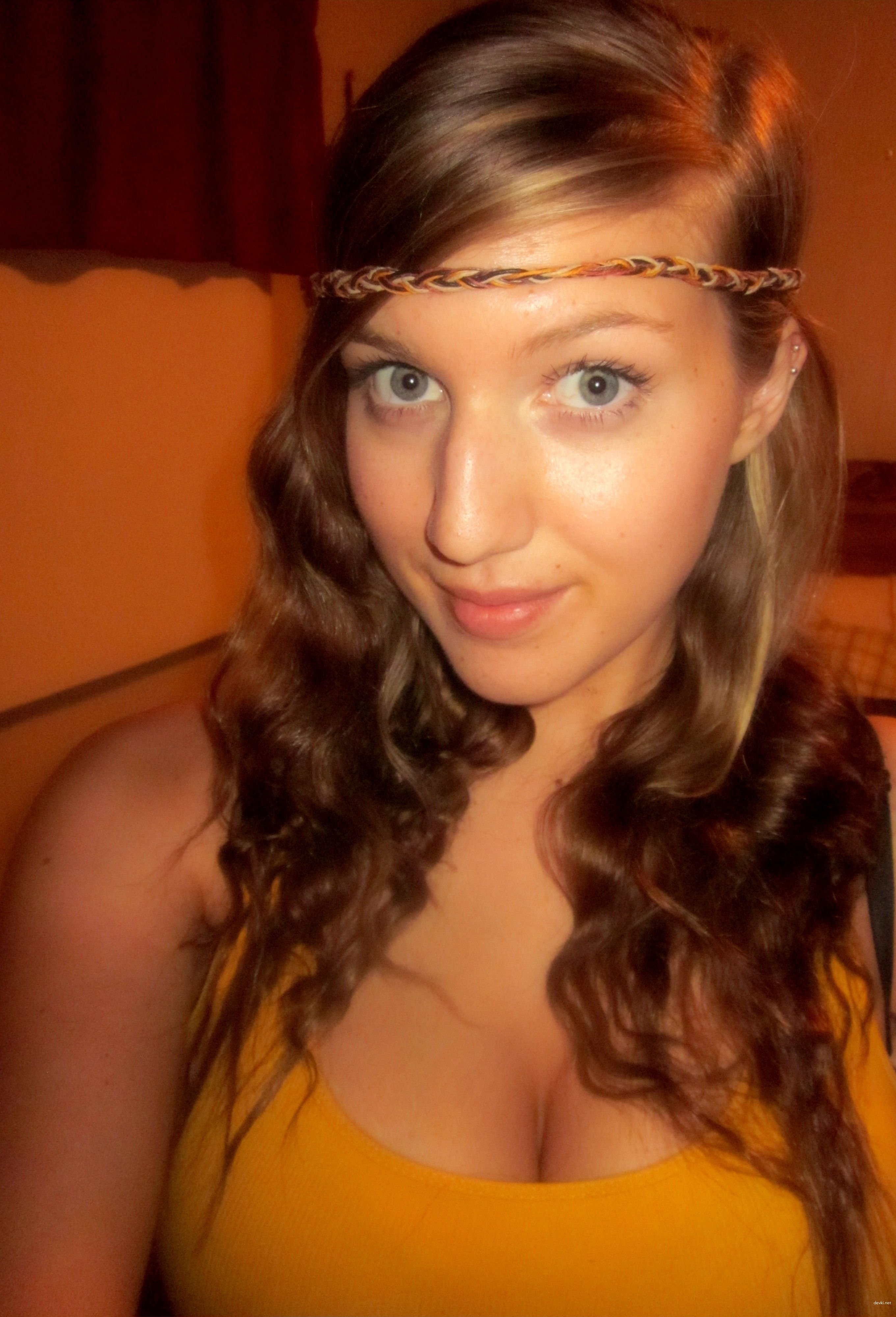 Amateur Pussy Exposed: Explicit Porn Photos