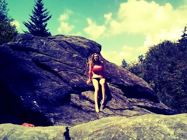 Amateur Pussy Exposed: Explicit Porn Photos