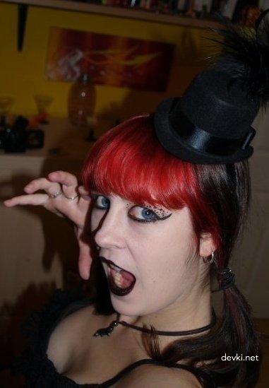 Fiery redhead plays with cock - Amateur porn photo