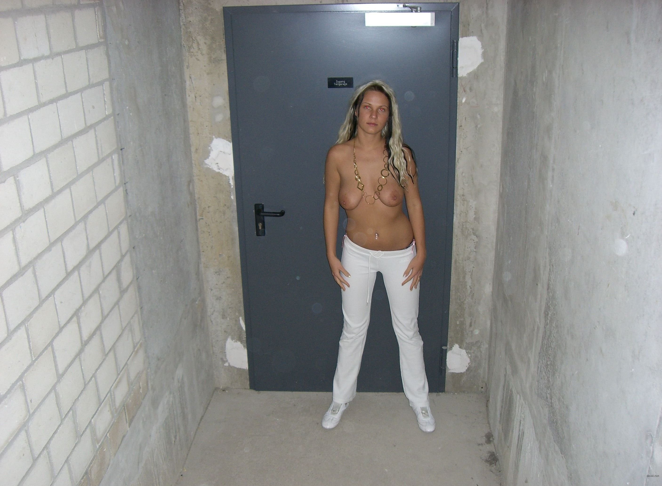 Amateur Babe Playing with Her Pussy - XXX Explicit Photo