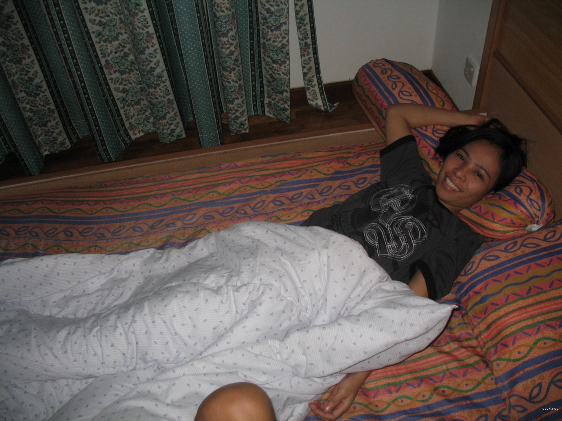 Thai Amateur Porn Photos: Uncensored XXX Pictures for Your Pleasure