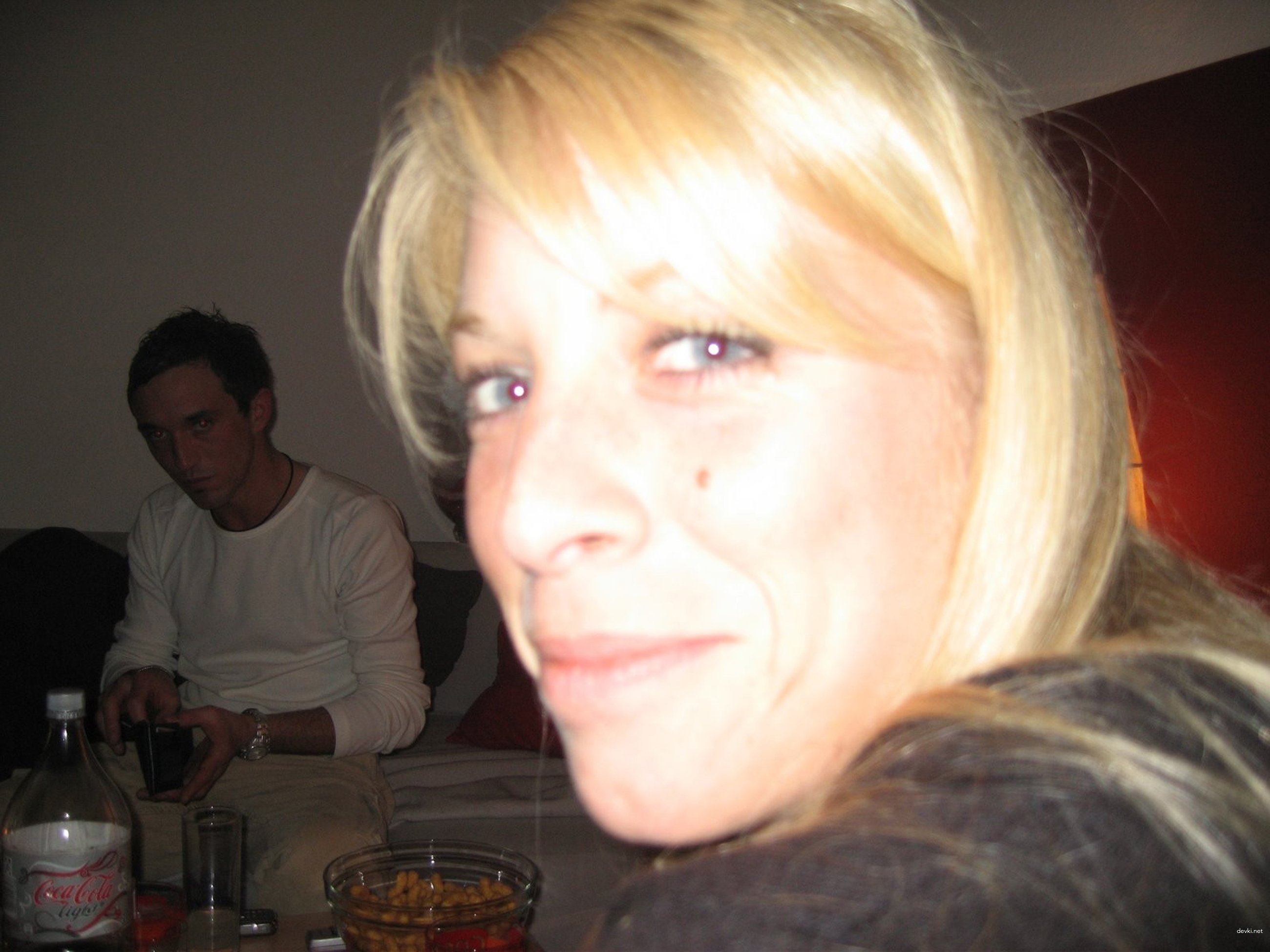 Amateur Babe Deepthroats Big Cock in Explicit Blowjob Scene