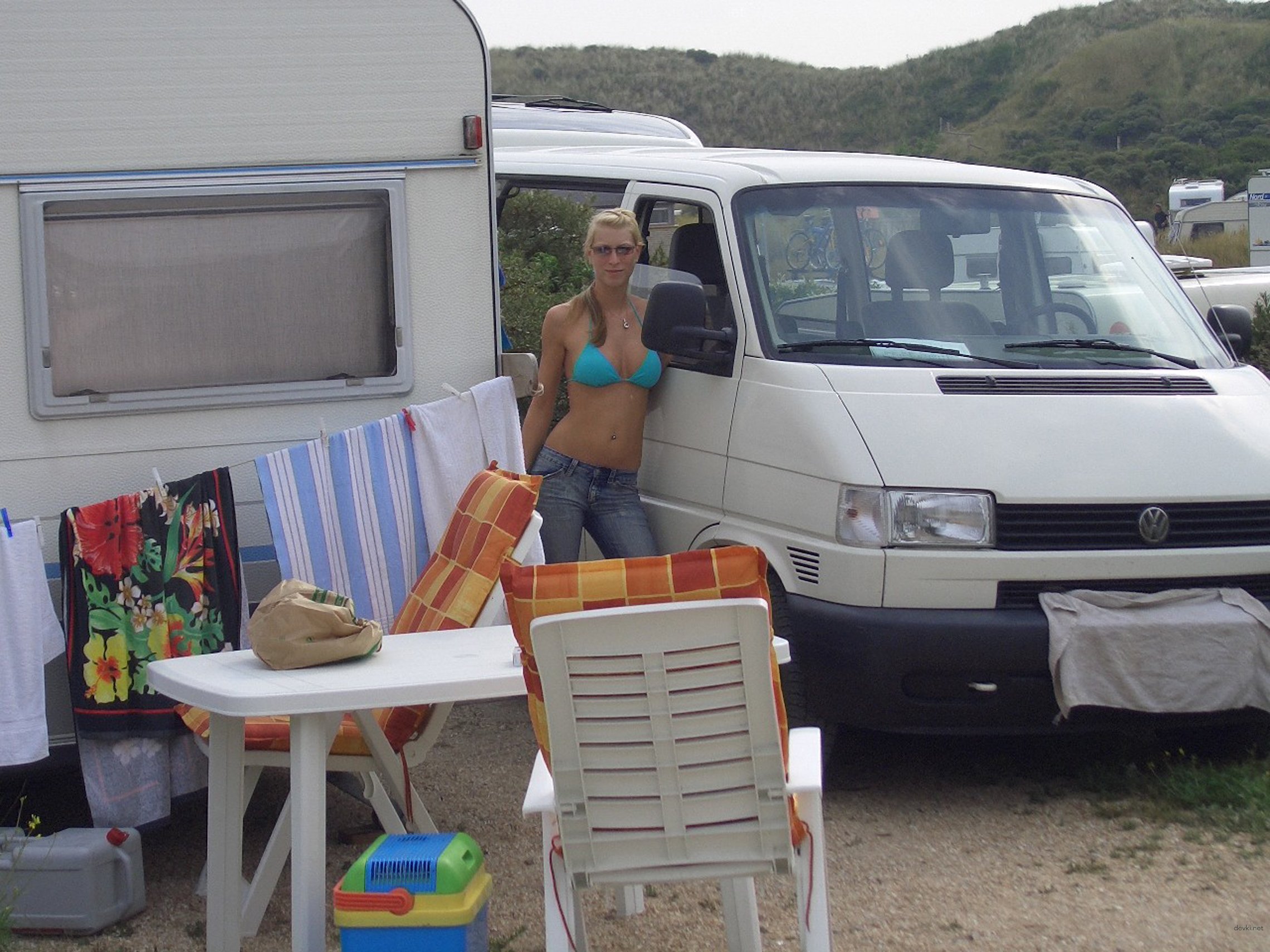 Amateur Babe Deepthroats Big Cock in Explicit Blowjob Scene