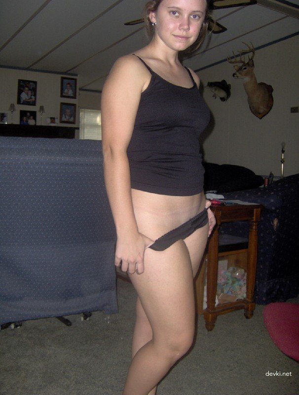 Morning Pussy Show for Husband: Amateur Porn Photo