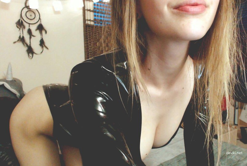 Social Media Amateur Porn Photos 2: Explicit XXX Content Straight from the Web!