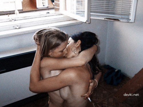 Social Media Amateur Porn Photos 2: Explicit XXX Content Straight from the Web!