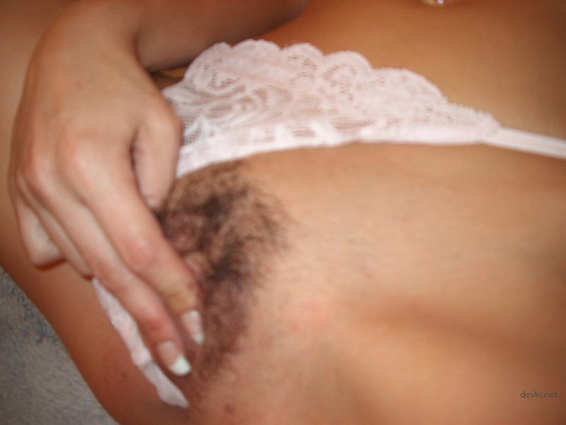 Moist, Hairy Student Pussy Amateur Porn Pics