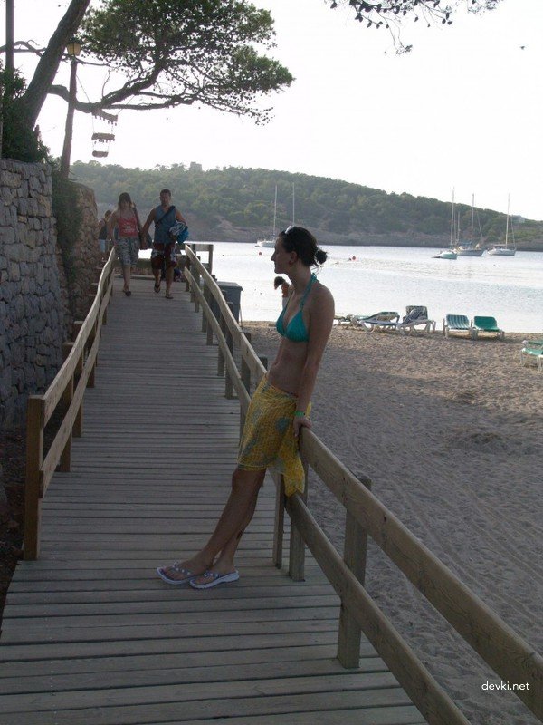 Amateur Slut with Shaved Pussy Personal Photos - Explicit XXX Pics