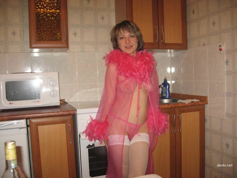 Hot Amateur Wife's Wet Pussy Craving - Explicit Homemade Porn