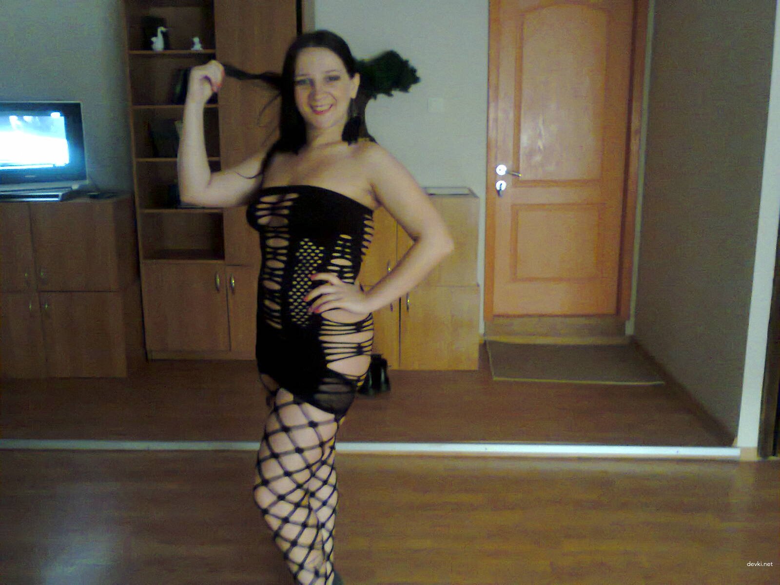 Amateur Prostitute Pleases Clients - Explicit Homemade Porn Pics