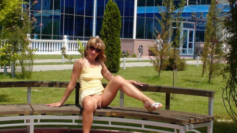 Public Pissing: Woman Peeing on Road - Amateur Porn Pic