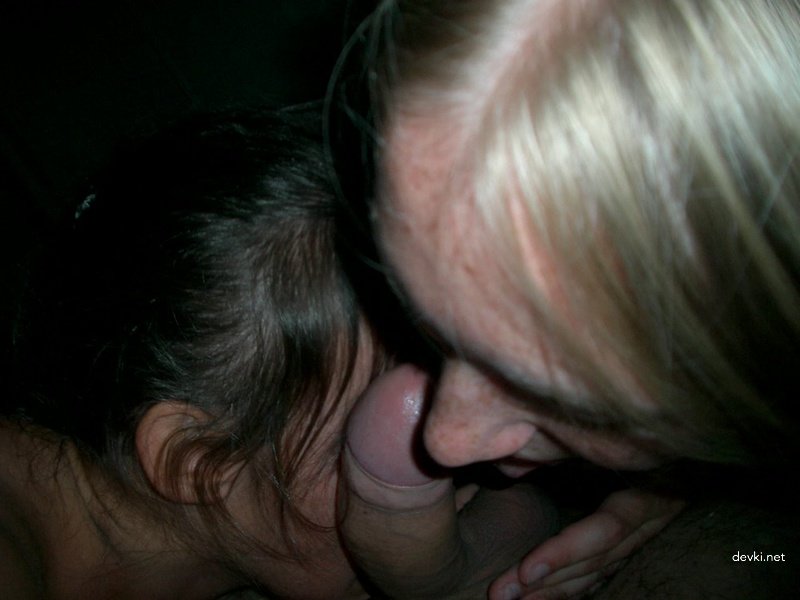 Feeding Girlfriends Cum: Explicit Amateur Porn Photo