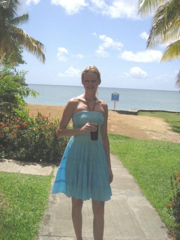 Wild Vacation Adventures: Wife's Amateur Photoshoot with Explicit Content