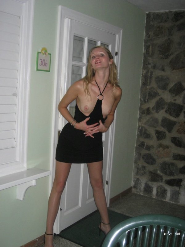 Wild Vacation Adventures: Wife's Amateur Photoshoot with Explicit Content