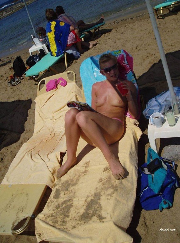 Vacation Stranger Blowjob: Amateur Porn Photo