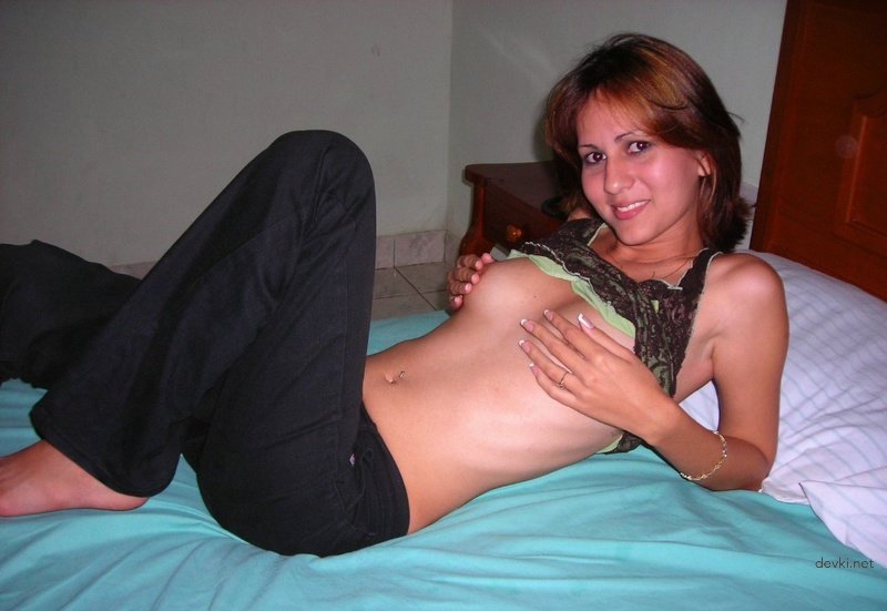 Hot Slut Masturbates Pussy - Amateur Porn Photo