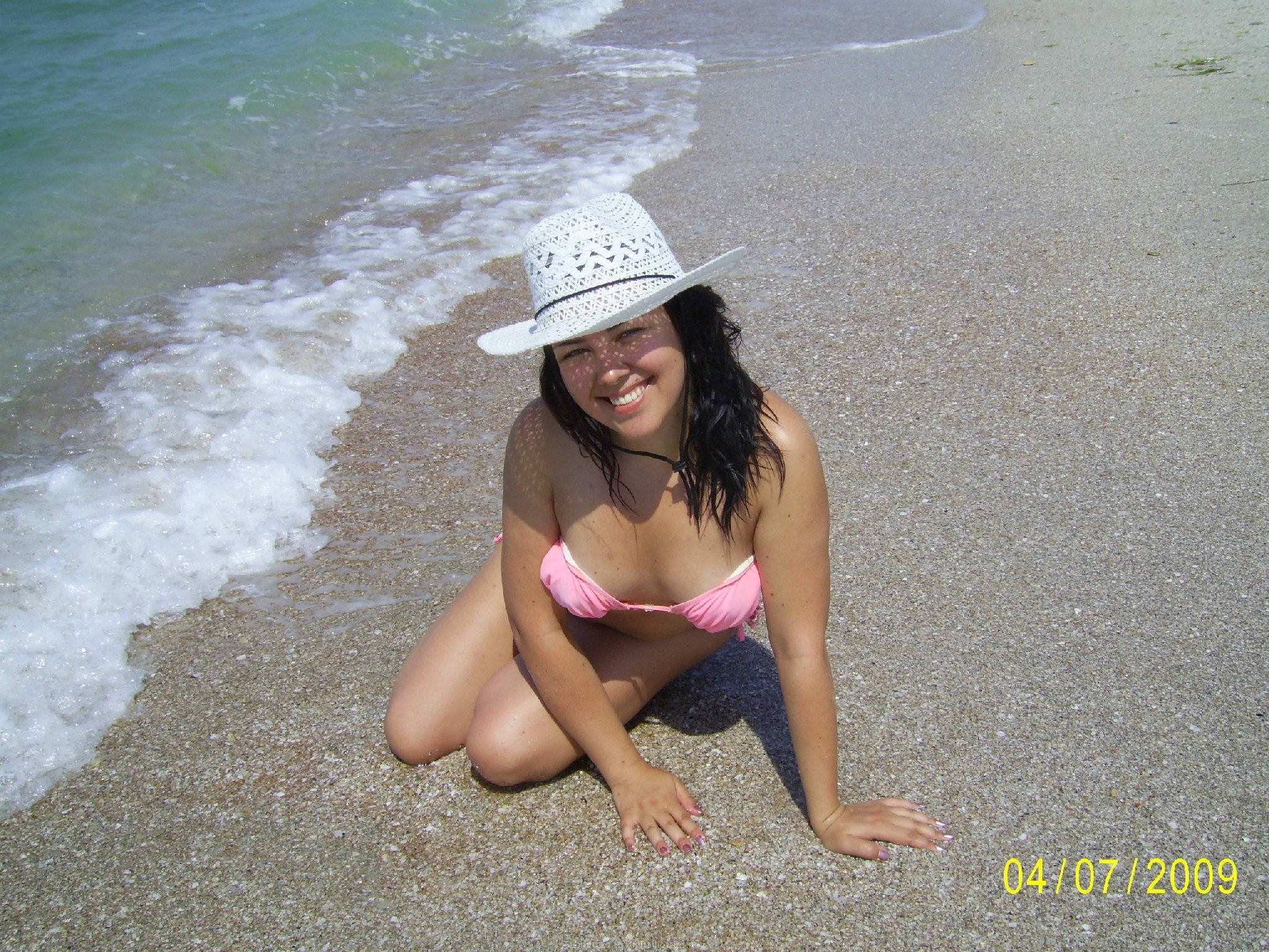 Stunning Amateur Babe with Sexy Belly - Very Beautiful Girl with Toned Abs