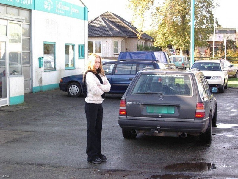 Fiery Redhead Babe Gives Blowjob to Her Husband - Amateur Porn Pic