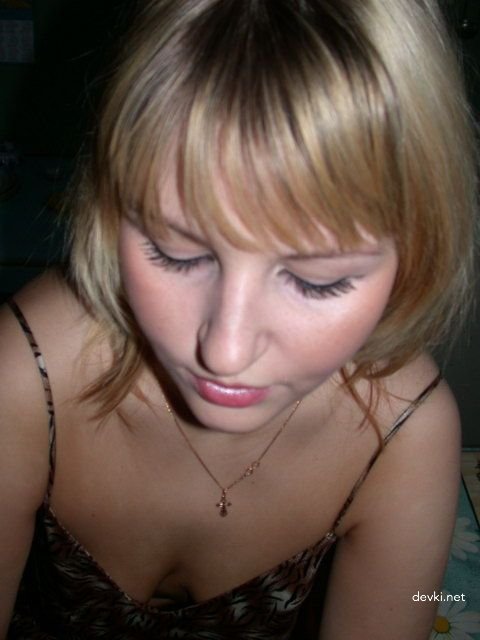 Drunk Girlfriend Deepthroats - Explicit Amateur Blowjob Photo