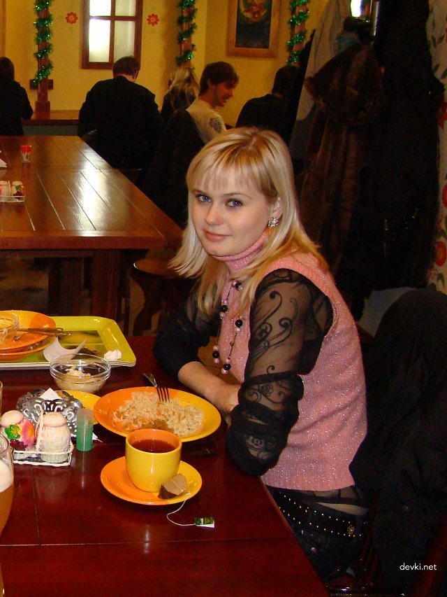 Amateur Porn: Young Girl Turned Wife - Explicit Before and After Marriage Photos