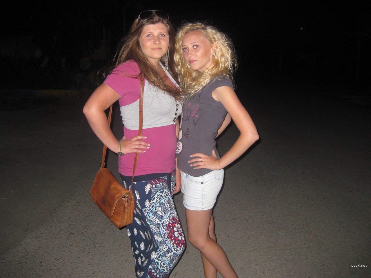 Wild Friends Go Wild on Resort Vacation - Explicit Amateur Porn Photos