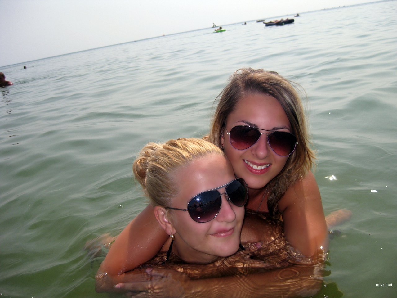 Wild Friends Go Wild on Resort Vacation - Explicit Amateur Porn Photos