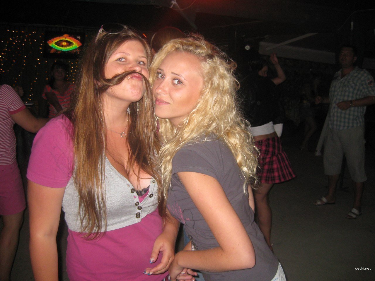 Wild Friends Go Wild on Resort Vacation - Explicit Amateur Porn Photos