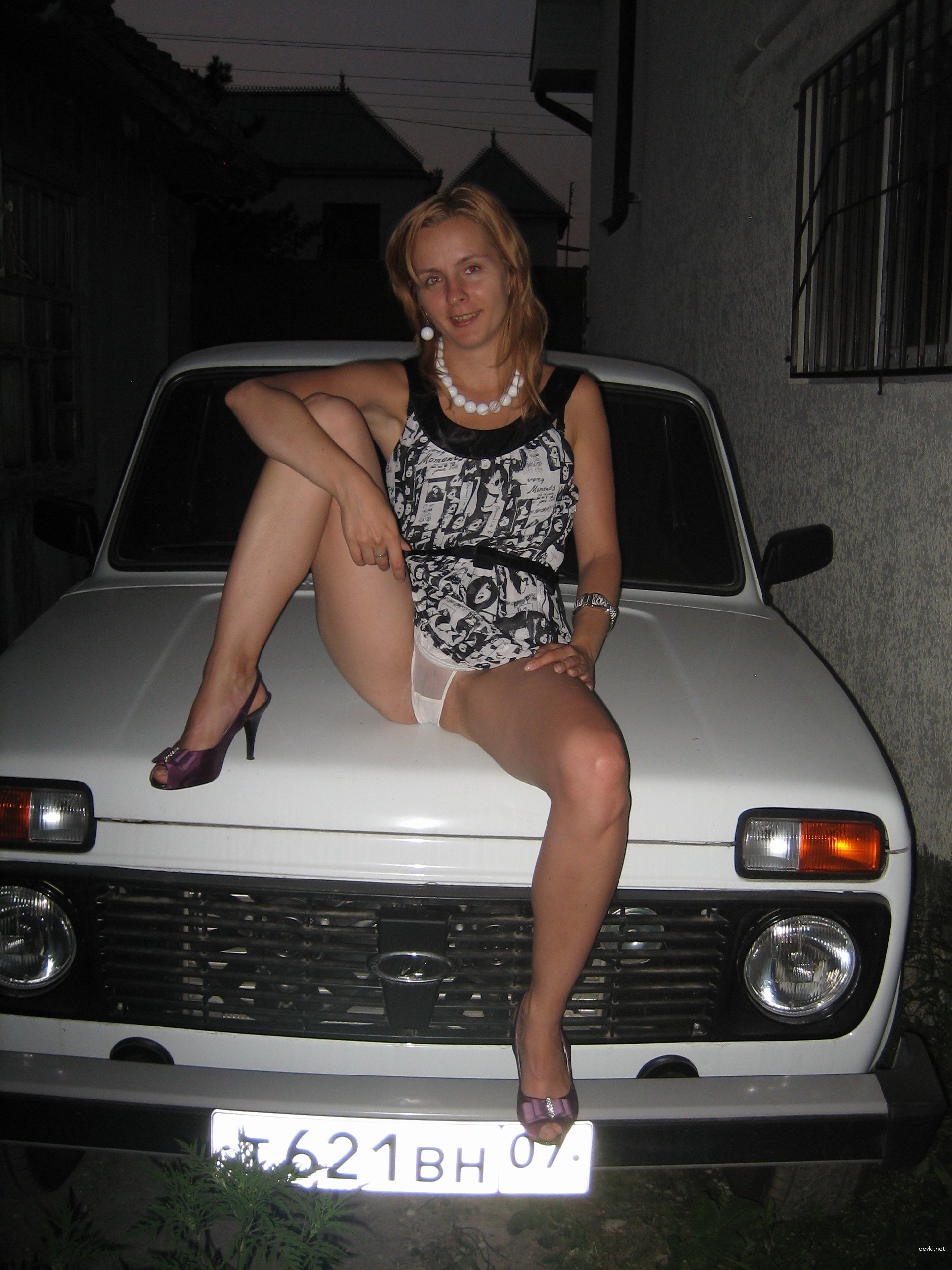 Explicit Amateur Woman Strips on Camera - Unfiltered and Uncensored!