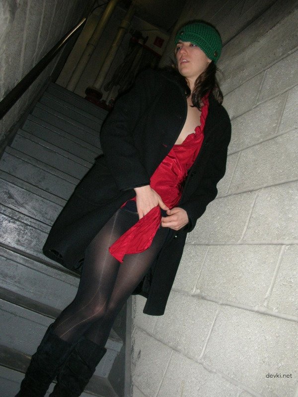 Girl Masturbates in Stairwell - Explicit Amateur Porn Photo