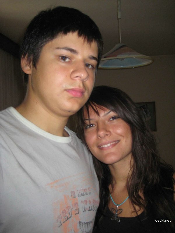 Bare Pussy Babe Fucks Guy - Explicit Amateur Porn Photo