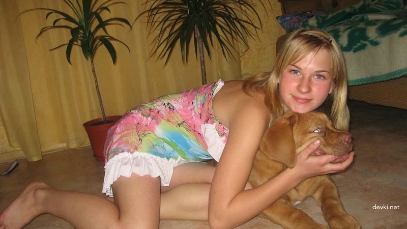 Hot Young Couples Fuck Outdoors at the Cottage - Amateur Outdoor Sex