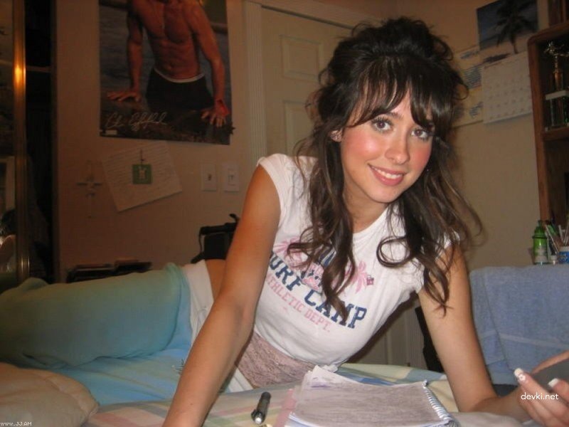 Hot Amateur Babe Gets Fucked at Grandma's House - Explicit Porn Photo