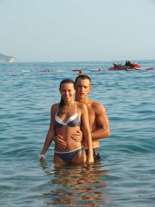 Amateur Beach Porn: Bringing Girlfriend for Explicit Fun on the Shore