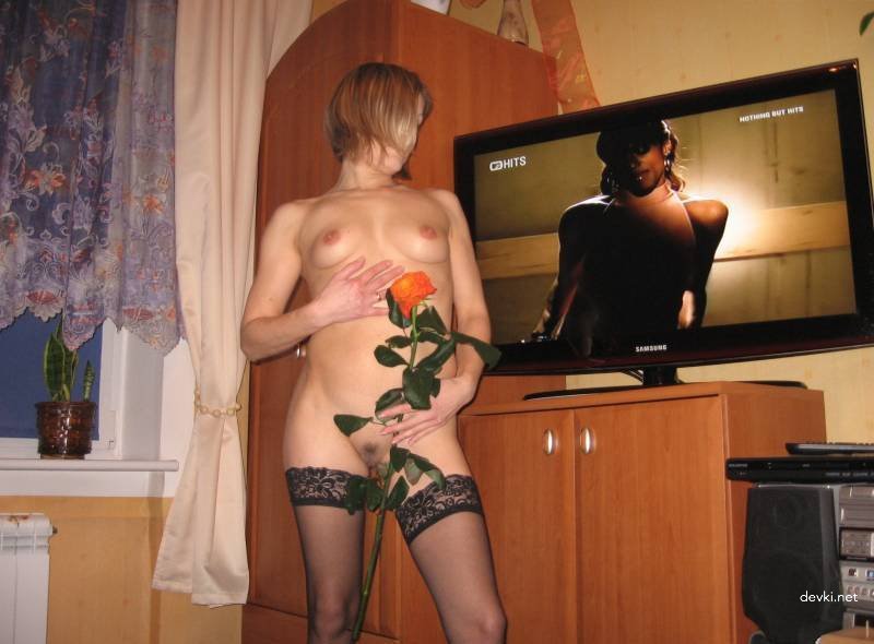 Hot Mature Babe Strips - Amateur MILF in Lingerie Shows Off Body