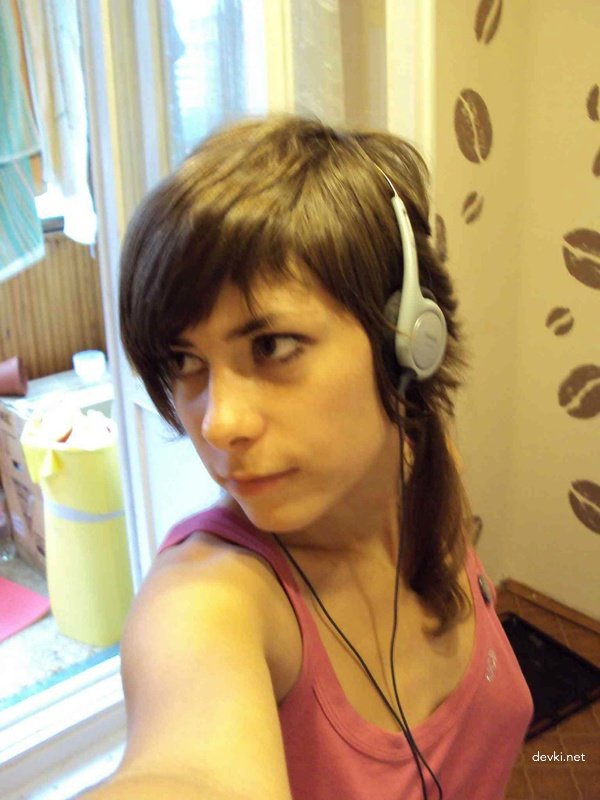 Explicit Amateur Porn: Young Couple's Lustful Photoshoot