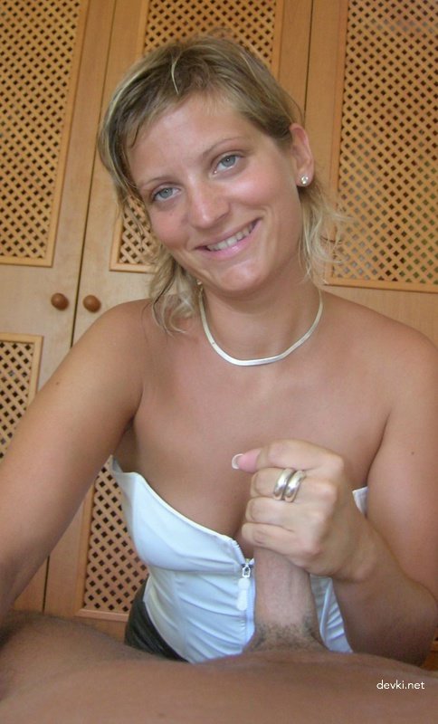 Sloppy Blonde Blowjob for Boyfriend - Explicit Amateur Porn