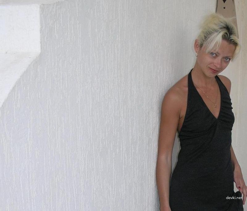 Old Slut Sucks Dicks - Amateur Porn Photo Gallery