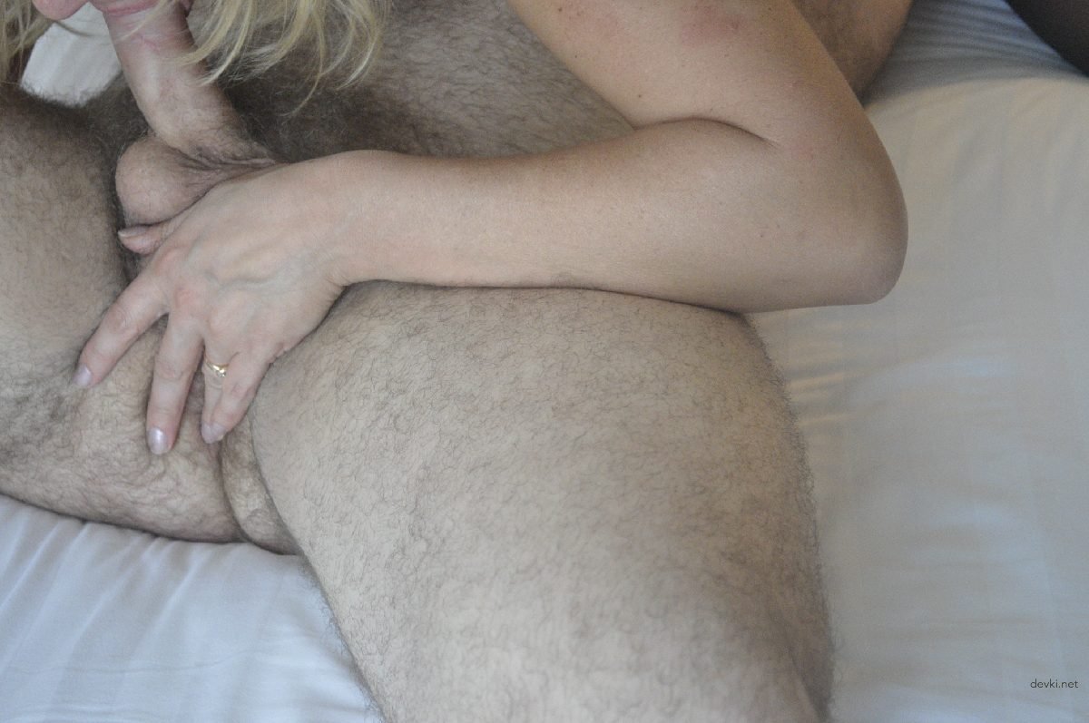 Hotel Encounter: Wife Fucks Stranger - Amateur Porn Photo