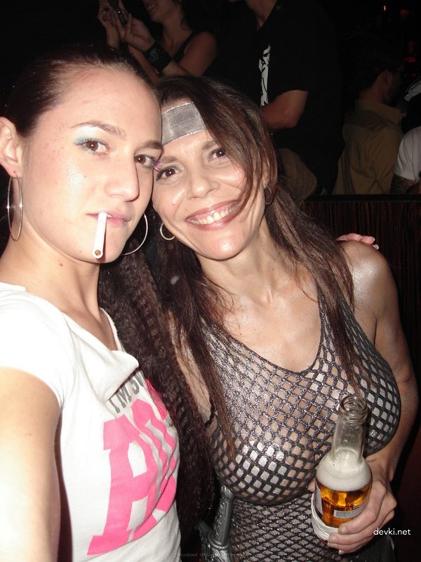 Kinky Life of Moscow Girl: Amateur Porn Pics