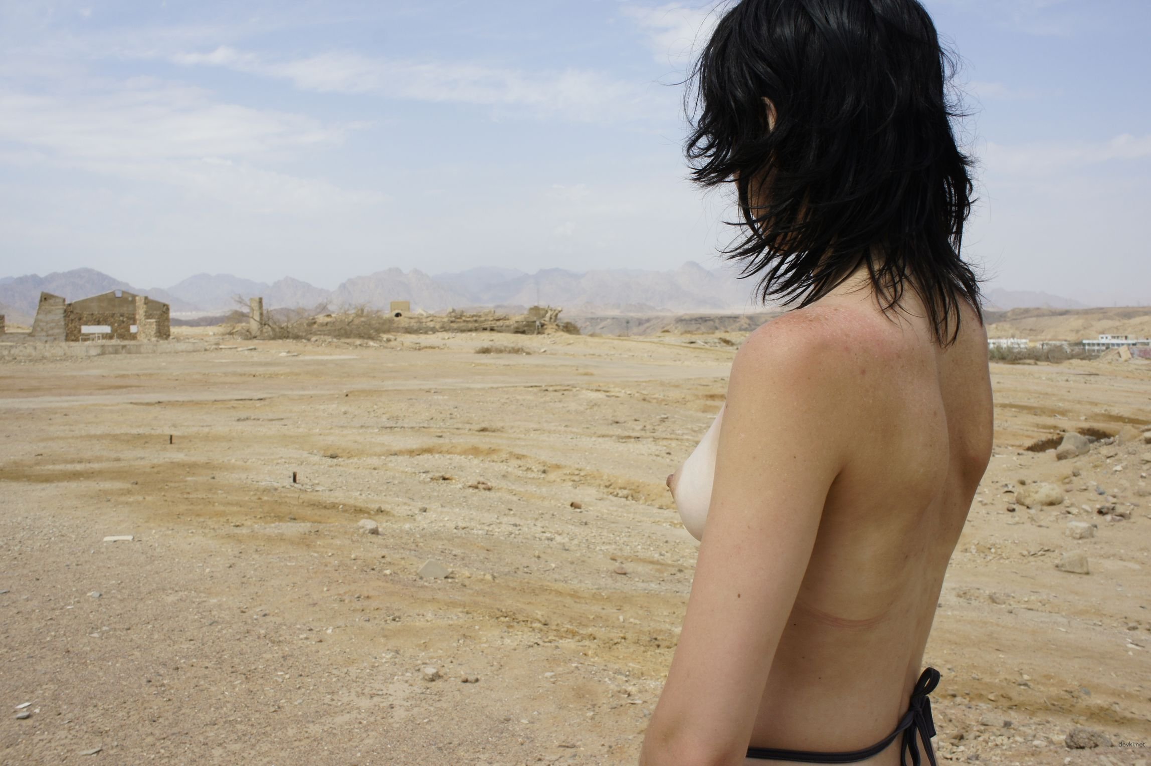 Alfia Nude Walking: Explicit Amateur Photo Shoot with Popular Keywords