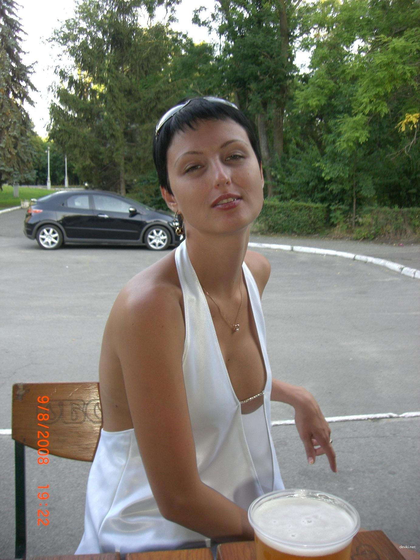 Married Beauty Naked: Amateur Porn Photoshoot