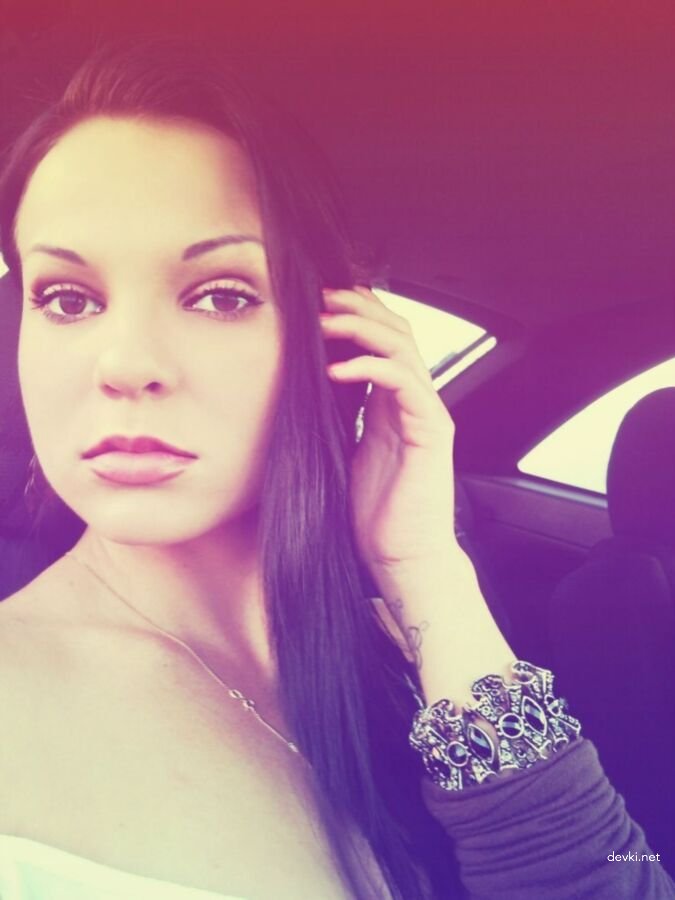 Married Beauty's Explicit Amateur Porn Photos