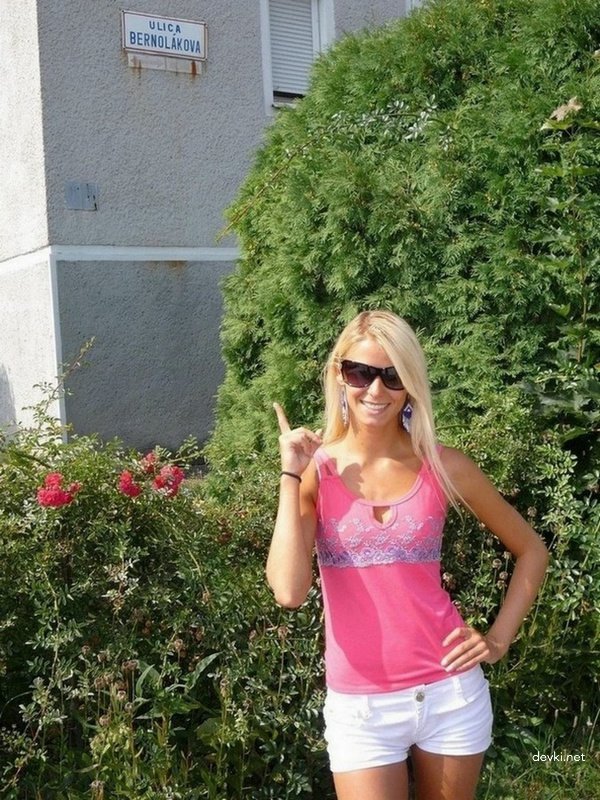 Fit Beauty Gets Roughly Fucked by Amateur Stud