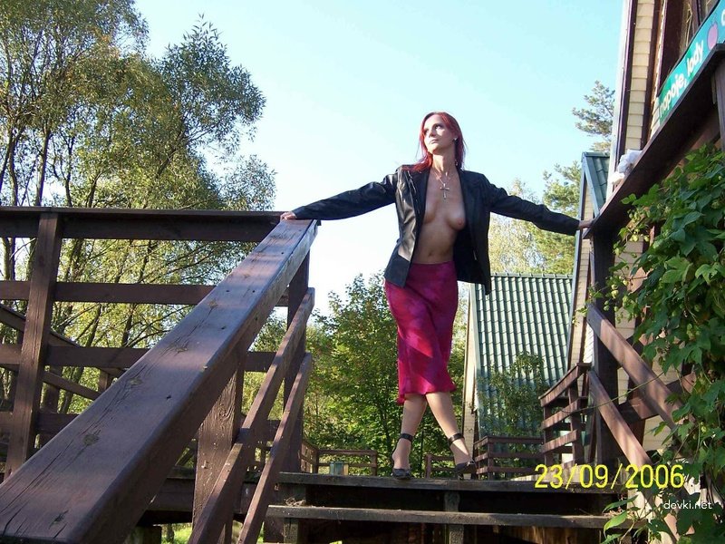 Hardworking Wife with Juicy Pussy - Amateur Porn Photo