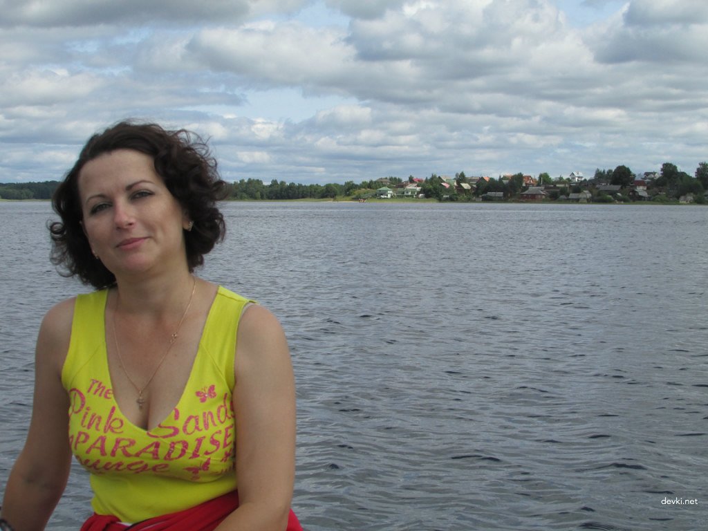 Hot Naked Amateur Wife Exposing for Men - Explicit Homemade Porn Pics