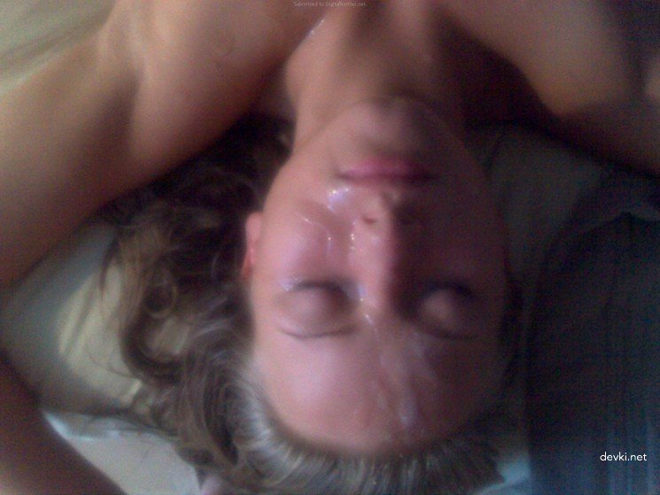 Hot Amateur Girl Covered in Cum - XXX Photo